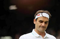Roger Federer, blessé au genou droit, est dans un long processus de rééducation et n'espère pas revenir à la compétition avant l'été 2022.
