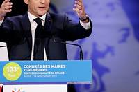 Derni&egrave;re rencontre avant 2022 entre un Macron pugnace et des maires m&eacute;contents