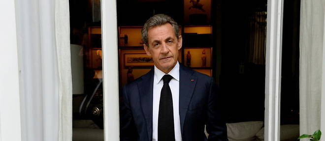 Nicolas Sarkozy a rencontre Catherine Nay a ses debuts, en 1975. Il avait 20 ans.
