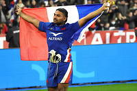 L'Équipe de France s'est imposée 40-25 au Stade de France.
