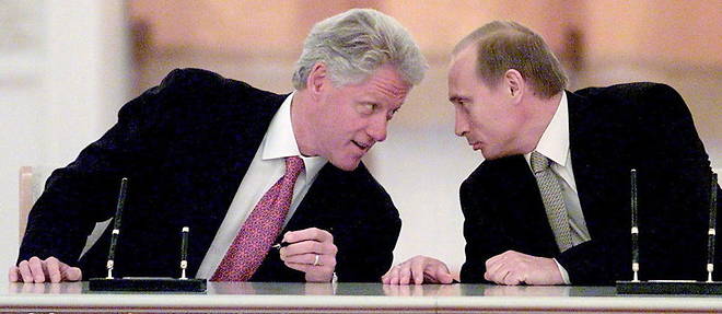 Bill Clinton et Vladimir Poutine le 4 juin 2000 a Moscou.
