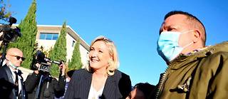Sur le Covid, la posture effrayante de Marine Le Pen, prétendue responsable politique qui pourrait, en 2022, figurer à l’affiche du second tour.
