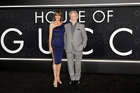 Giannina Facio et Ridley Scott, à la première à Los Angeles de  Gucci  de Ridley Scott. 
