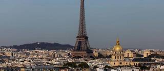 Du 11 octobre au 17 novembre, une consultation publique en ligne est organisée par la Mairie de Paris à propos du projet « Grand site tour Eiffel ».
