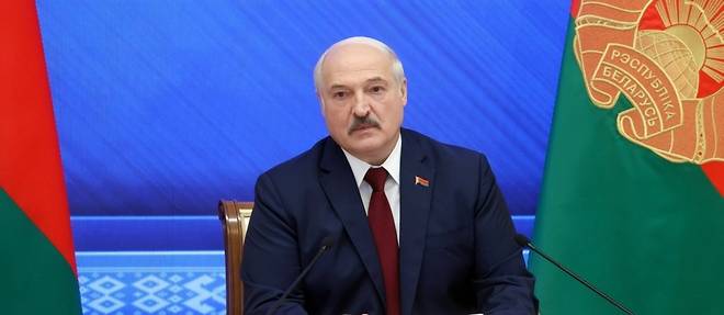 Belarus: Loukachenko dans un centre d'accueil de migrants a la frontiere polonaise