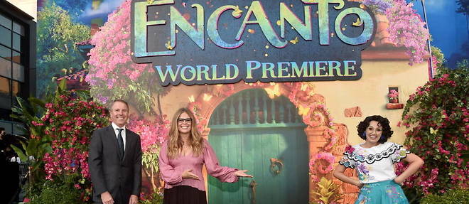 Clark Spencer et Jennifer Lee lors de l'avant-premiere d'Encanto a Hollywood, le 3 novembre 2021.
