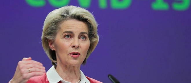 Ursula von der Leyen, presidente de la Commission europeenne, lors d'une conference de presse a Bruxelles, le 1er decembre 2021.
