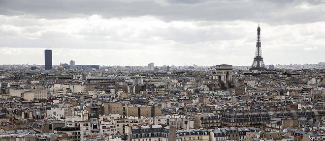 Selon le dernier barometre de MeilleursAgents, les prix de l'immobilier parisien reculent de 1 % en novembre, et de 1,2 % sur l'annee 2021, rapporte BFMTV.
