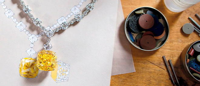 Le Tiffany Diamond, un diamant jaune taille coussin de 128,54 carats.