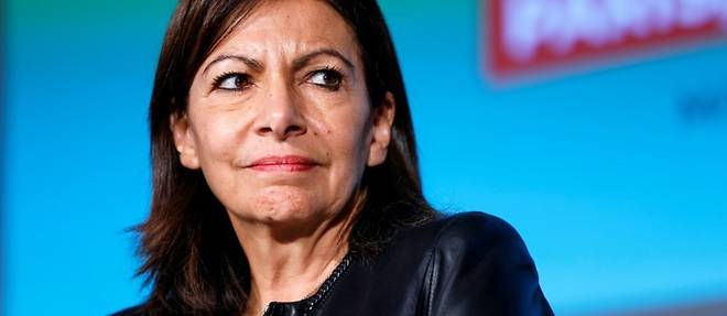 Hidalgo veut tourner la page d'une Europe des "coups de menton" de Macron