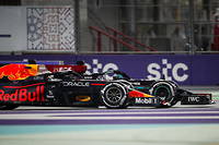 Les deux pilotes sont désormais à égalité de points, à un Grand Prix de la fin de la saison. 
