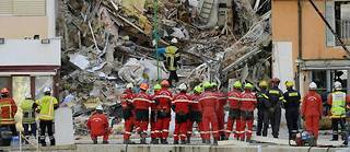 Un immeuble s'est effondré après une explosion, mardi 7 décembre 2021, à Sanary-sur-Mer dans le Var.
