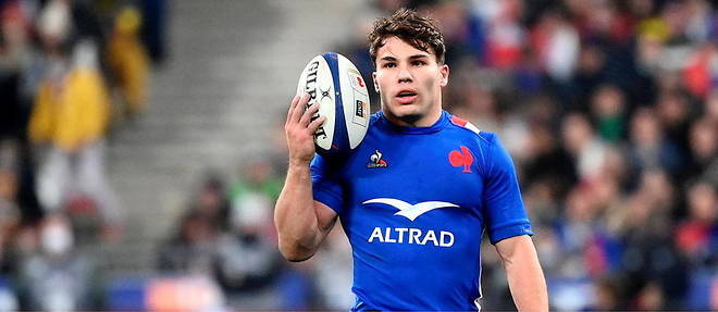 Antoine Dupont, 25 ans, est le meilleur joueur du rugby de 2021.
