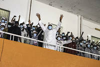 Gambie&nbsp;: Adama Barrow, un 2e mandat &agrave; l&rsquo;assaut de grands d&eacute;fis