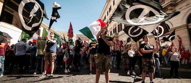 Manifestation du groupe neofasciste italien CasaPound a Rome, le 29 mai 2021.

