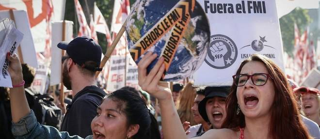 Les Argentins en masse dans la rue contre un accord avec le FMI