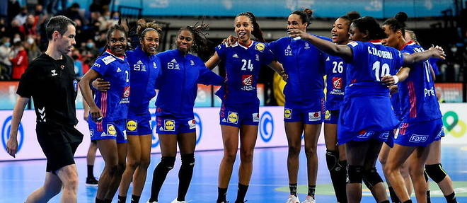 Les Bleues, championnes olympiques a Tokyo, vont affronter les Suedoises en quart de finale du Mondial 2021, a Granollers, en Espagne.
