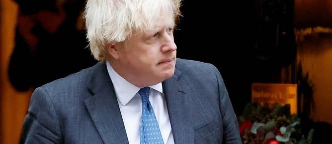 Boris Johnson "assume" apres une defaite electorale