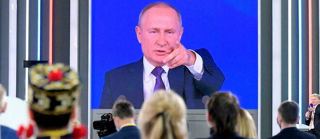 Vladimir Poutine lors de sa conference de presse annuelle, jeudi 23 decembre 2021.
