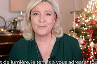 Marine Le Pen enrichit sa cr&egrave;che de No&euml;l avec un santon repr&eacute;sentant Didier Raoult