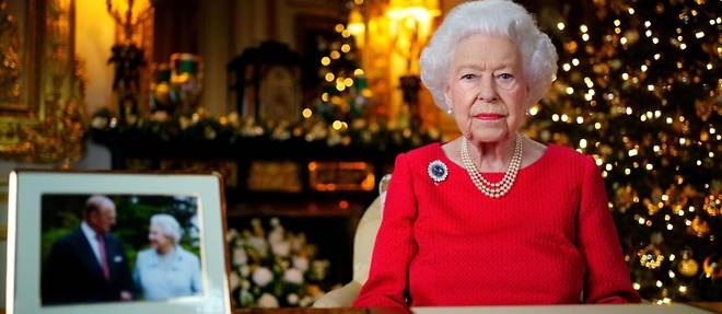 Dans son message de Noel, Elizabeth II confie que Philip lui "manque"