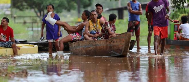 Bresil: apres les inondations, la detresse et la polemique