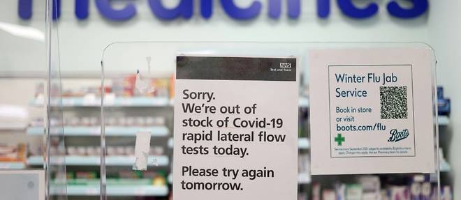 Royaume-Uni: plus de 10.000 hospitalisations du Covid-19 et contaminations record