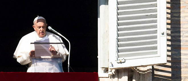 Le souverain pontife a appele samedi les fideles a oeuvrer a la paix dans le monde et se battre contre la violence envers les femmes, qui equivaut  a << outrager Dieu >>, selon lui. 
