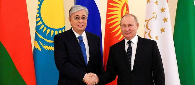 Vladimir Poutine et l'actuel president du Kazakhstan Kassym-Jomart Tokaiev
