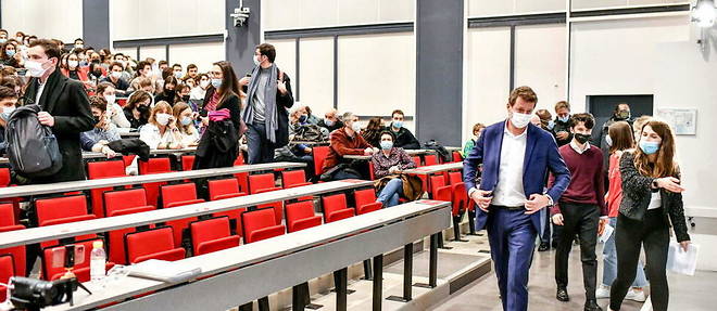 Yannick Jadot a rencontre les etudiants de Sciences Po Bordeaux le 5 janvier.
