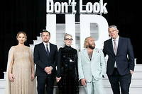 L'equipe du film << Don't Look Up >> : Jennifer Lawrence, Leonardo DiCaprio, Meryl Streep, Jonah Hill et le realisateur Adam McKay.
