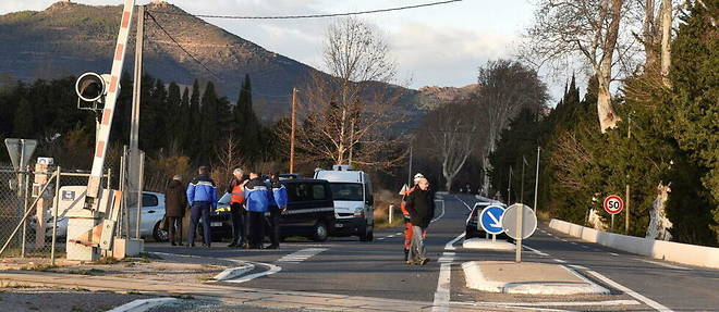 Le 16 decembre 2017, six collegiens ont perdu la vie au cours d'un accident de car scolaire sur un passage a niveau, a Millas, dans les Pyrenees-Orientales.
