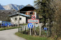Le village de Chevaline, en Haute-Savoie, a été le théâtre d'un bain de sang en 2012.
