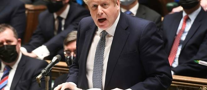 Englue dans le "partygate", Boris Johnson lutte pour sa survie politique