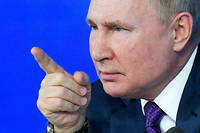 Vladimir Poutine lors de sa conference de presse annuelle le 23 decembre a Moscou.
