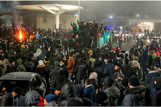 Les manifestations antigouvernement, ici à Almaty, ont fait 225 morts, selon les autorités. 
