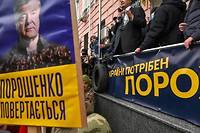 Ukraine : une caution de 30 millions d'euros r&eacute;clam&eacute;e pour l'ex-pr&eacute;sident Porochenko