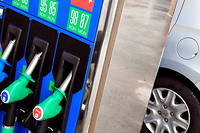 Carburants&nbsp;: les prix &agrave; la pompe atteignent de nouveaux sommets