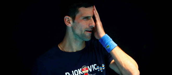 Novak Djokovic s'entrainant a Melbourne, le 12 janvier 2022.
