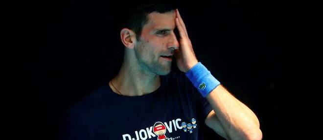 Novak Djokovic s'entrainant a Melbourne, le 12 janvier 2022.
