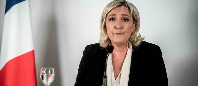Marine Le Pen a tenu une conférence de presse au sujet de la présidence française de l'Union européenne. 
