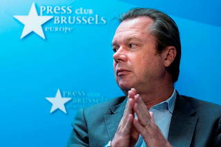 Jérôme Rivière avait rejoint le Front national en 2015, après avoir quitté l’UMP en 2007 pour le MPF de Philippe de Villiers.
