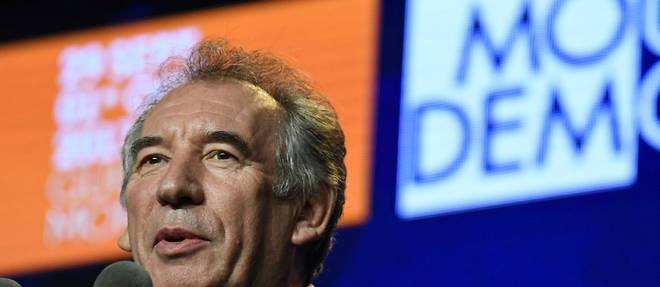 Presidentielle: Bayrou propose une "reserve de parrainages disponibles"