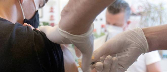 Covid: l'Autriche, premiere en UE a adopter la vaccination obligatoire