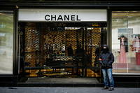 La boutique de Chanel, rue Montaigne à Paris, visée par un braquage en avril 2016. 
