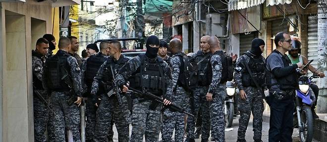 Bresil: a Rio, un ballon d'essai pour sortir les favelas de l'abandon