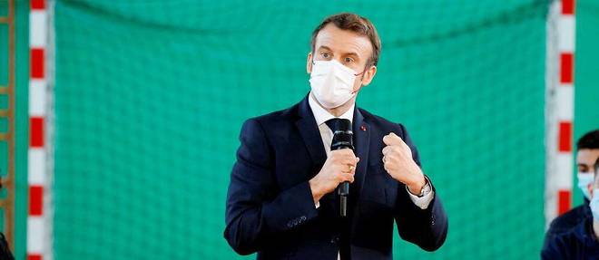 Emmanuel Macron à Ahun, lundi 24 janvier.
