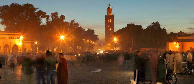 La place Djemma-el-Fna a Marrakech est emblematique du tourisme marocain qui, selon Imad Barrakad, president du directoire de la Societe marocaine d'ingenierie touristique (SMIT), doit etre repense, reinvente. 
