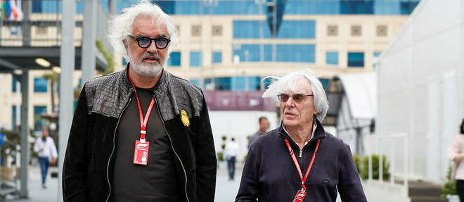 Flavio Briatore (a gauche) et Bernie Ecclestone, ex-patron de la F1, se connaissent tres bien. Comment le premier pourra-t-il recuperer la valeur reelle de son yacht vendu aux encheres au second ? Un probleme de plus pour la justice italienne.


