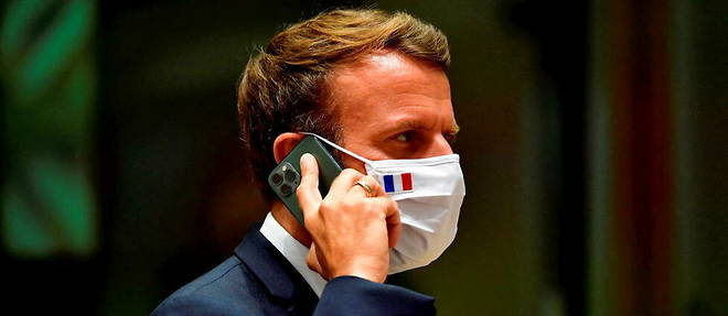 Emmanuel Macron doit s'entretenir par telephone avec Vladimir Poutine vendredi.
